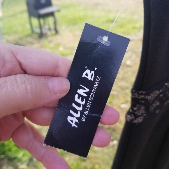 Black dress. Allen B. M. - Picture 6 of 6